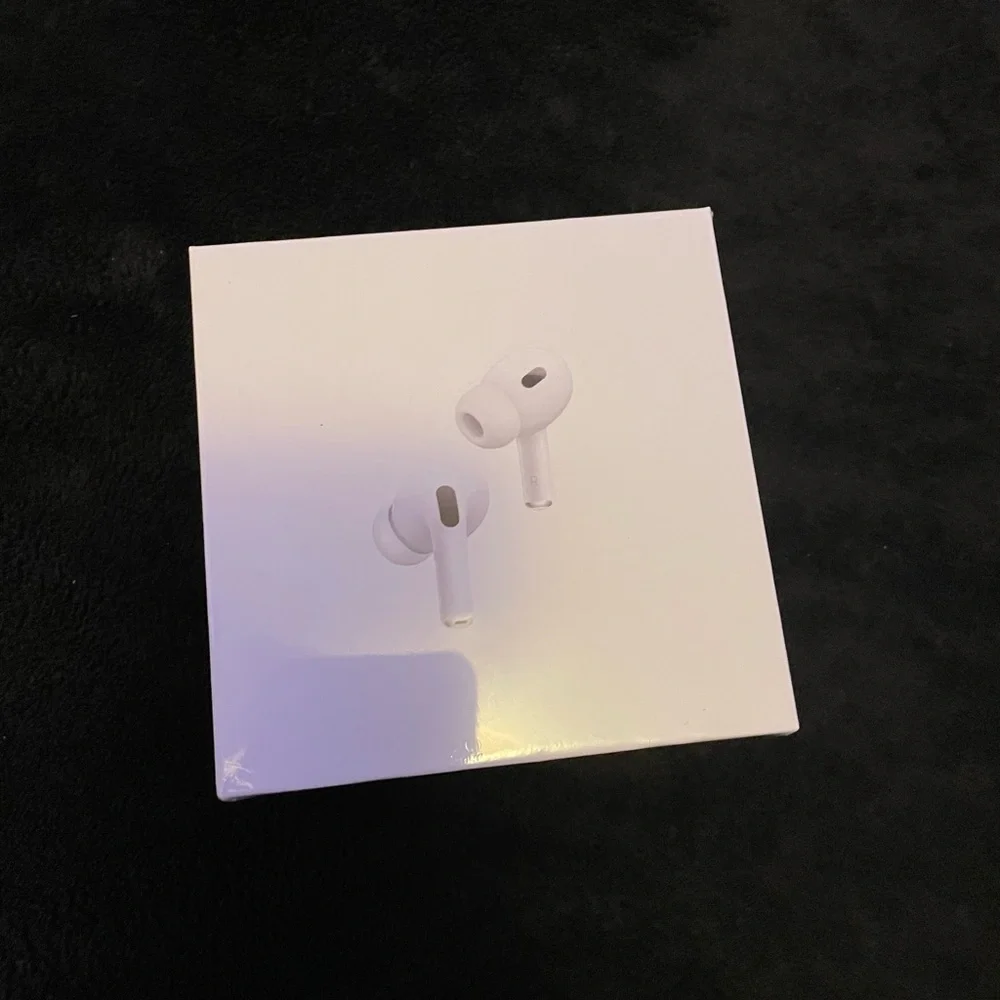 Apple White Wireless Earbuds